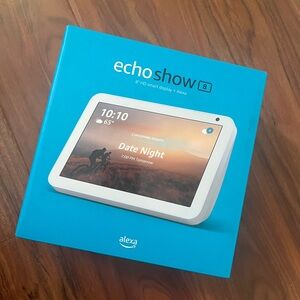 Echo Show 8 HD Smart Display
